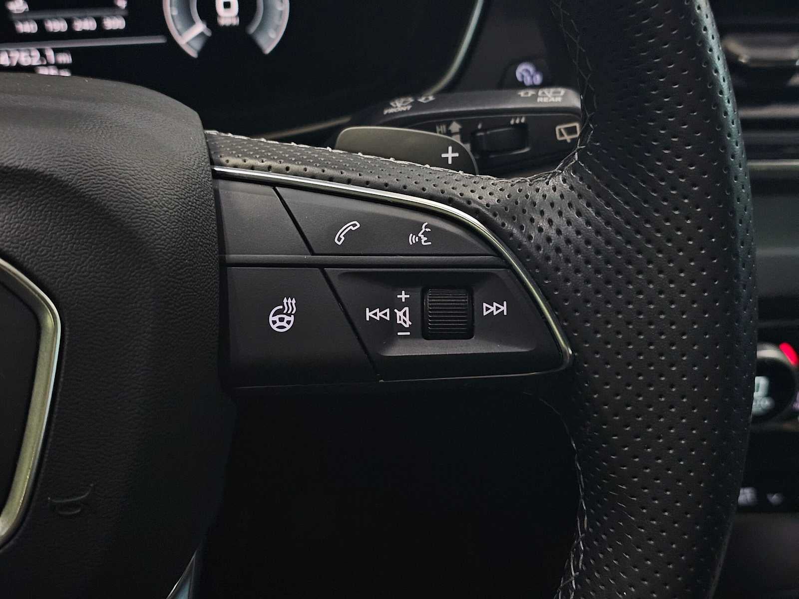 2023 Audi Q5 S line Premium Plus