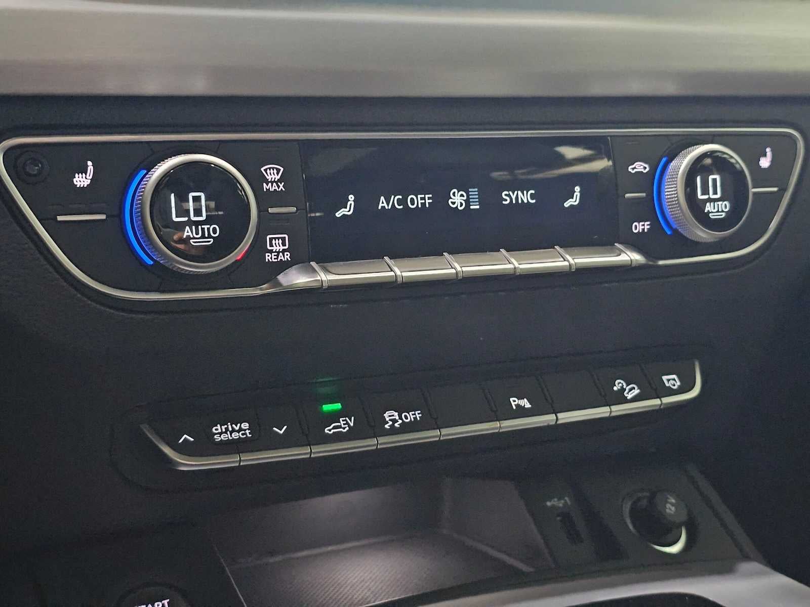 2023 Audi Q5 S line Premium Plus