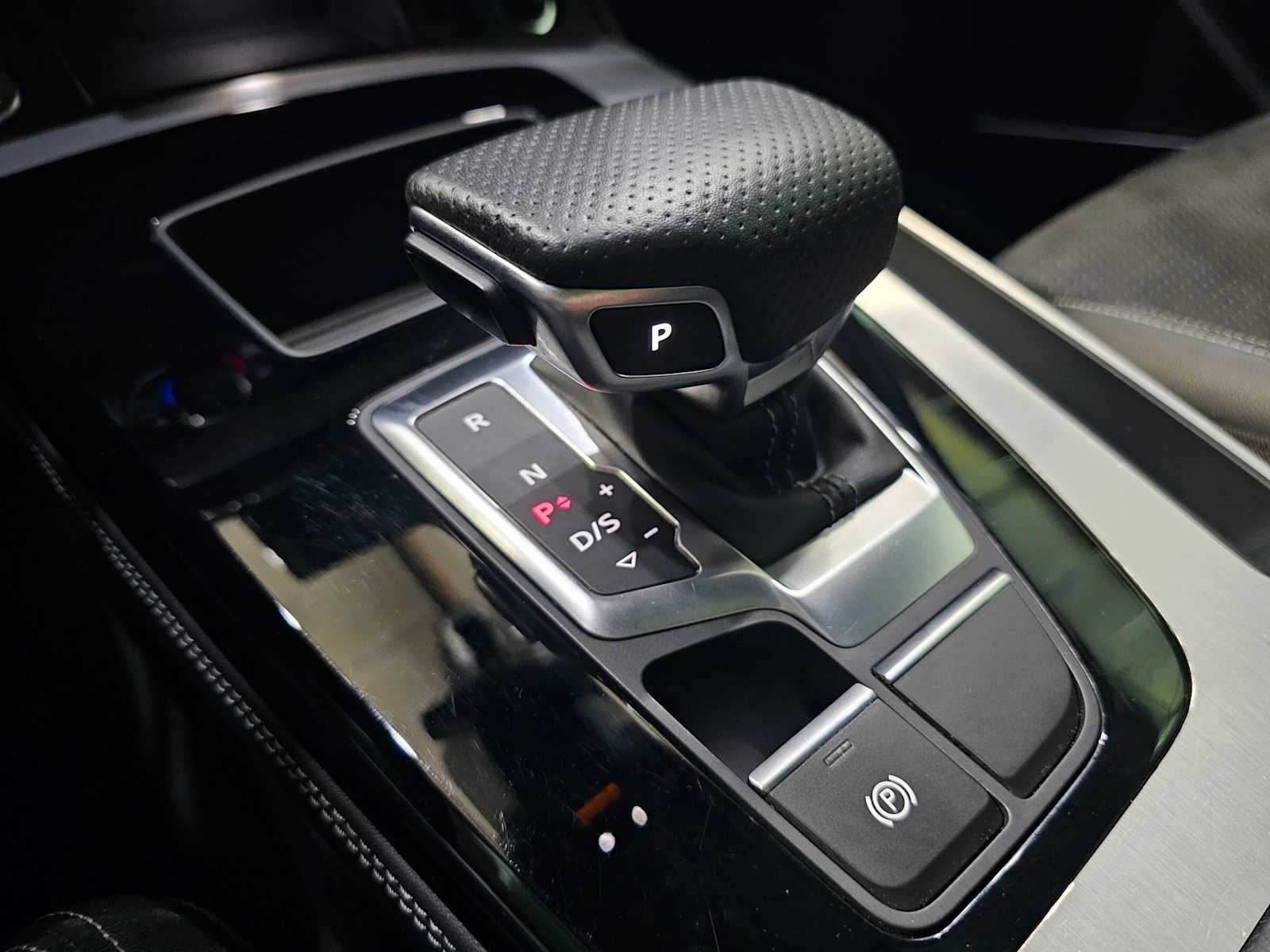 2023 Audi Q5 S line Premium Plus