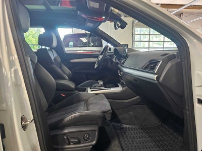 2023 Audi Q5 S line Premium Plus 55 TFSI e quattro