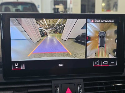 2023 Audi Q5 S line Premium Plus 55 TFSI e quattro