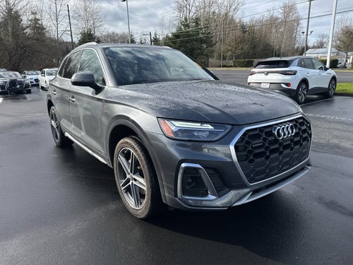 2022 Audi Q5 S line Premium Plus 55 TFSI e quattro