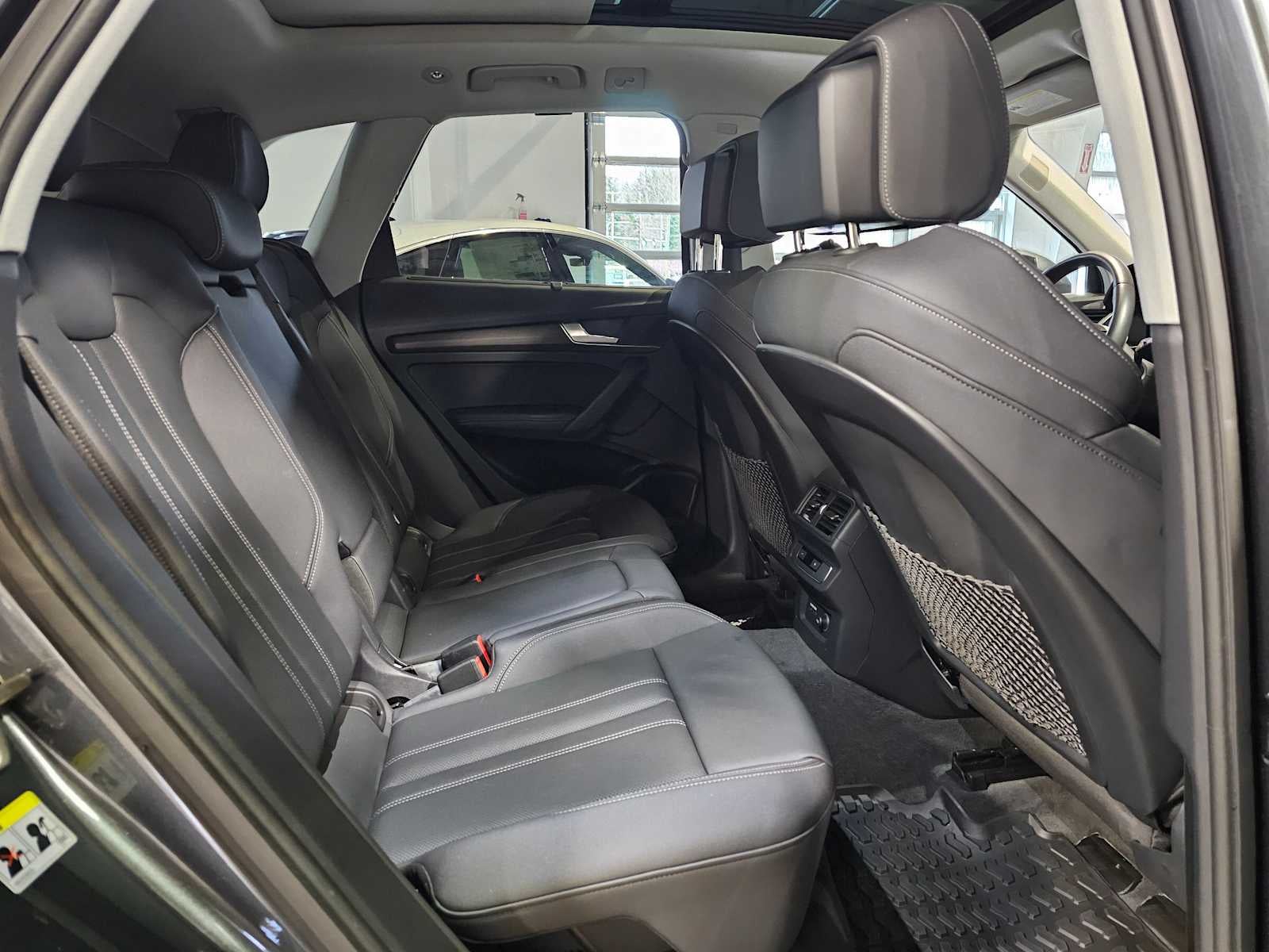 2022 Audi Q5 S line Premium Plus 55 TFSI e quattro