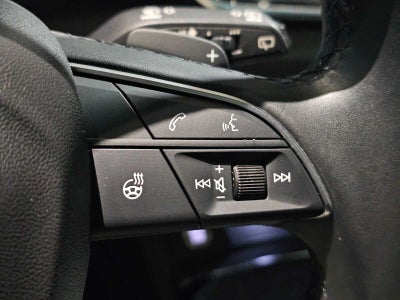 2022 Audi Q5 S line Premium Plus 55 TFSI e quattro