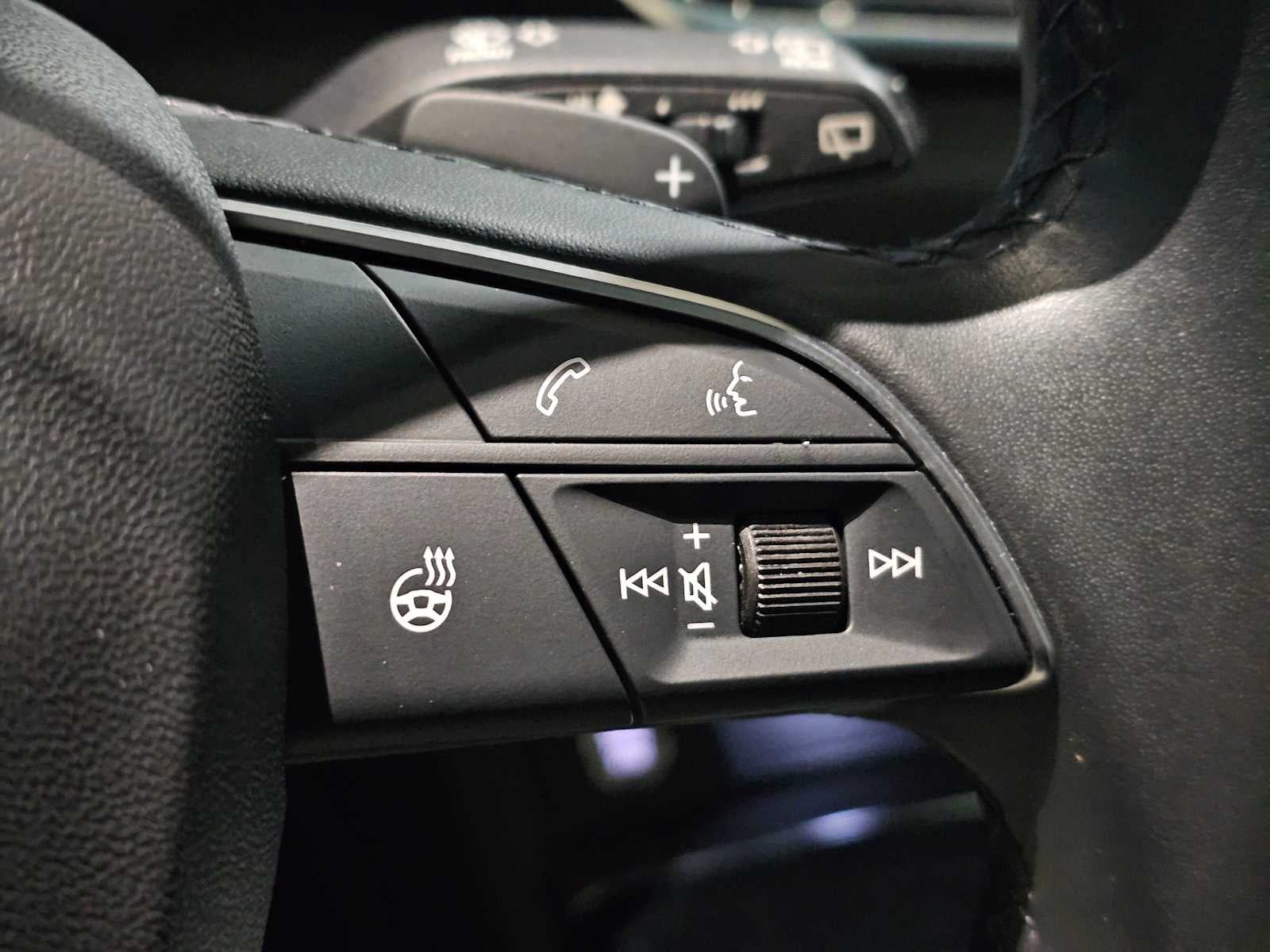 2022 Audi Q5 S line Premium Plus 55 TFSI e quattro