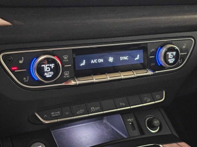 2022 Audi Q5 S line Premium Plus 55 TFSI e quattro