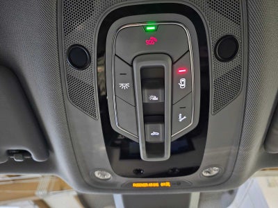 2022 Audi Q5 S line Premium Plus 55 TFSI e quattro