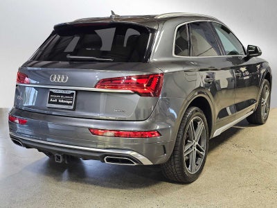 2022 Audi Q5 S line Premium Plus 55 TFSI e quattro