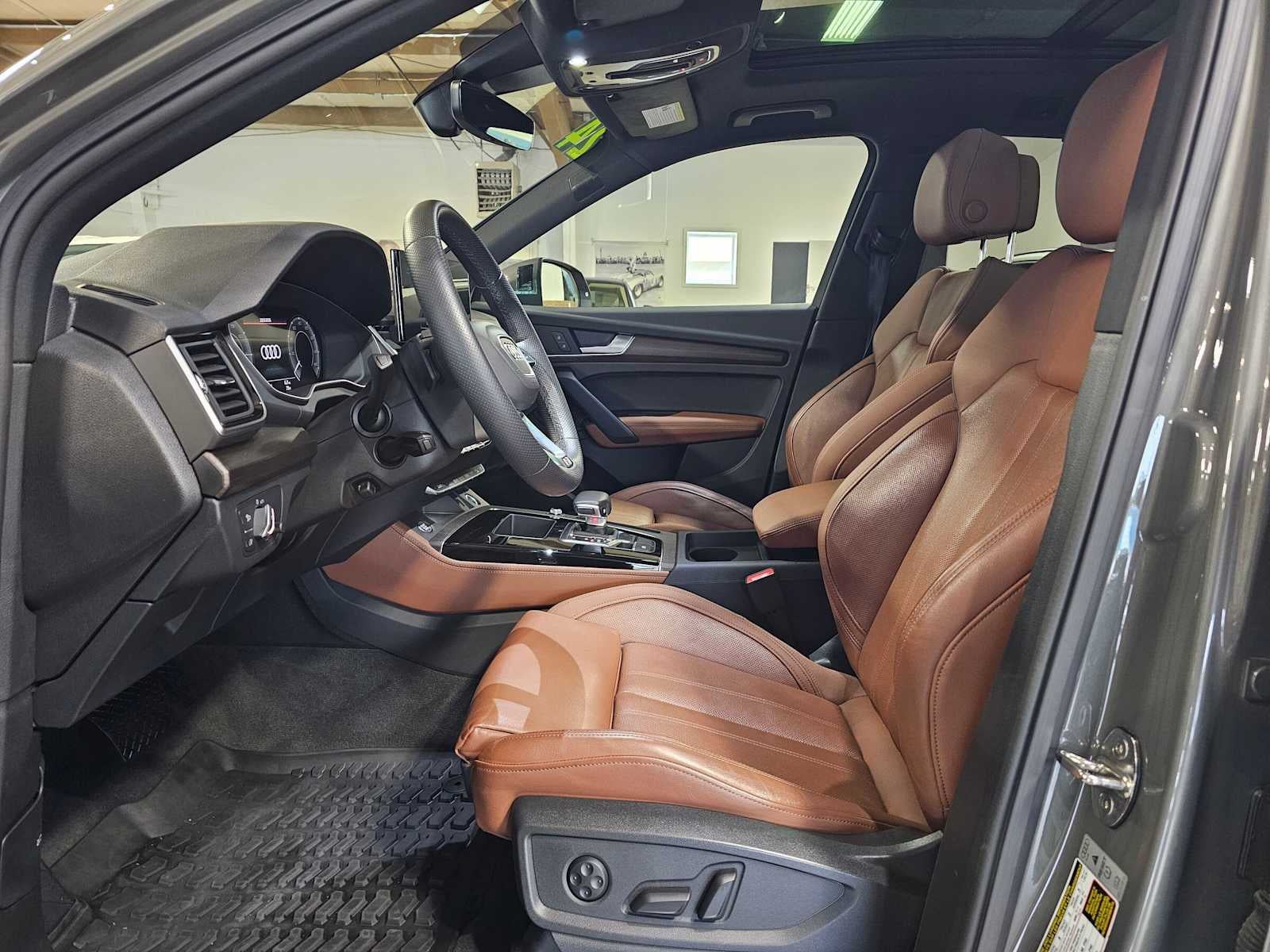 2024 Audi Q5 S line Premium Plus