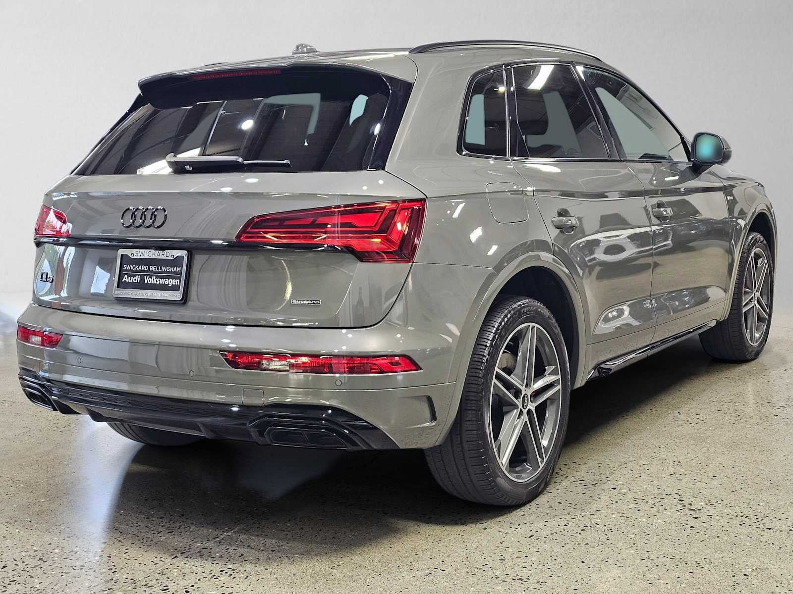 2024 Audi Q5 S line Premium Plus