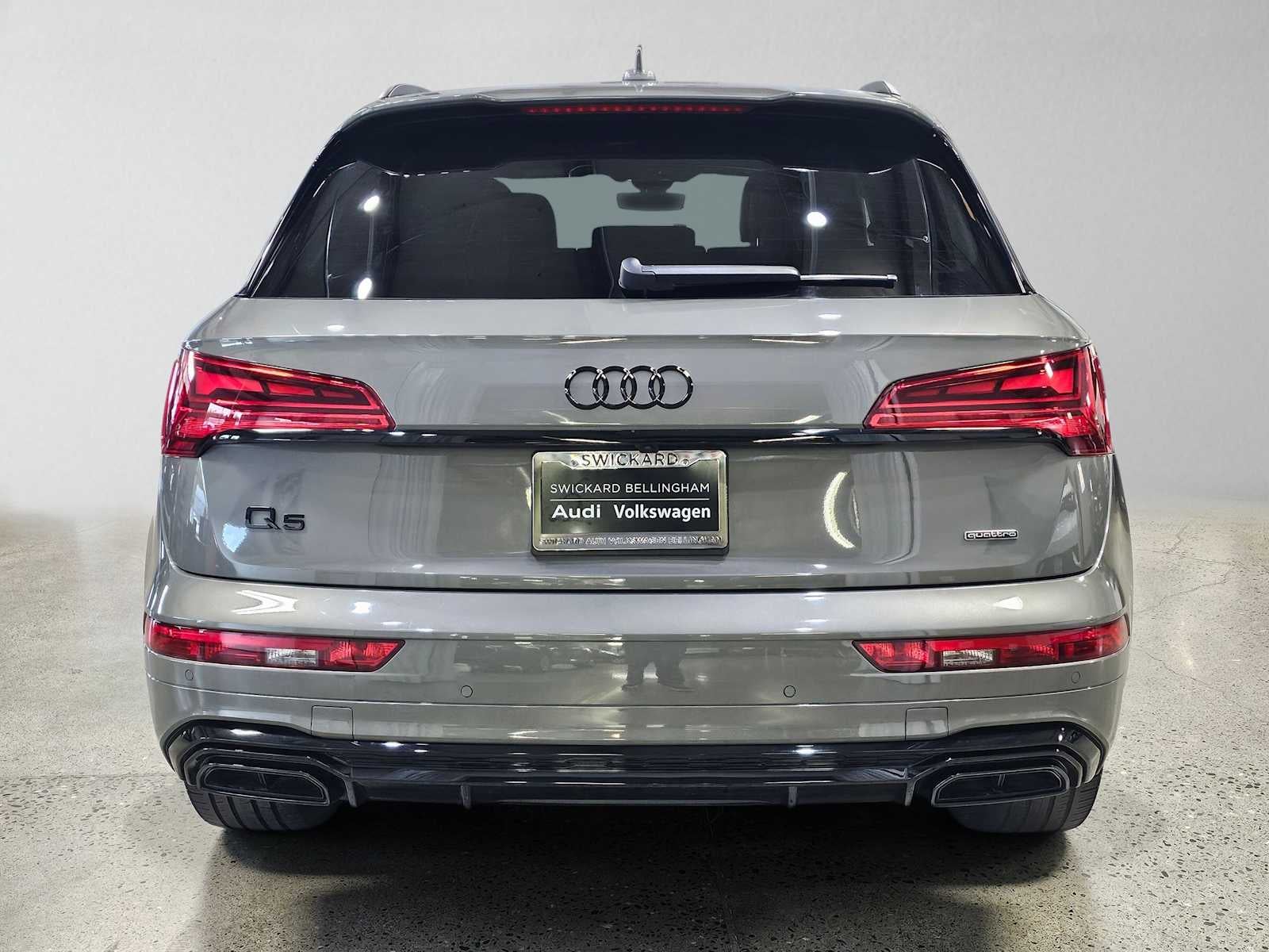 2024 Audi Q5 S line Premium Plus