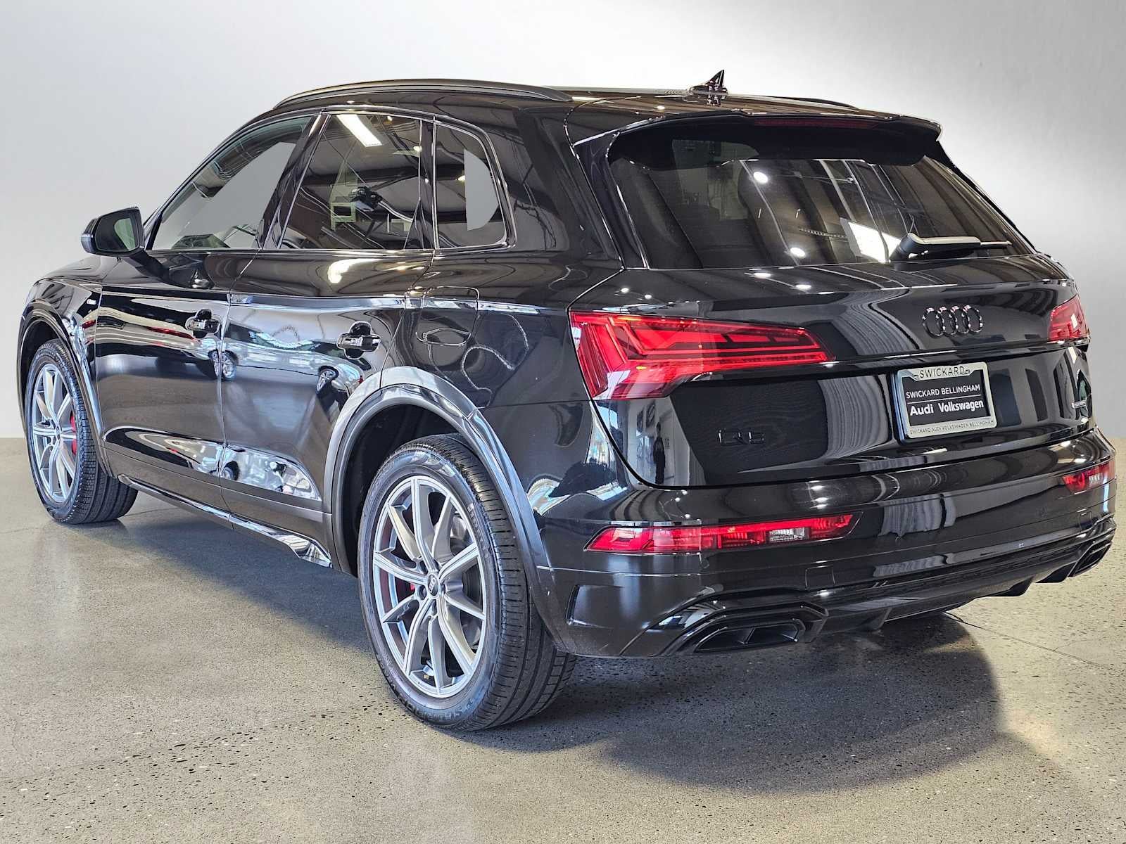 2024 Audi Q5 S line Premium Plus 55 TFSI e quattro