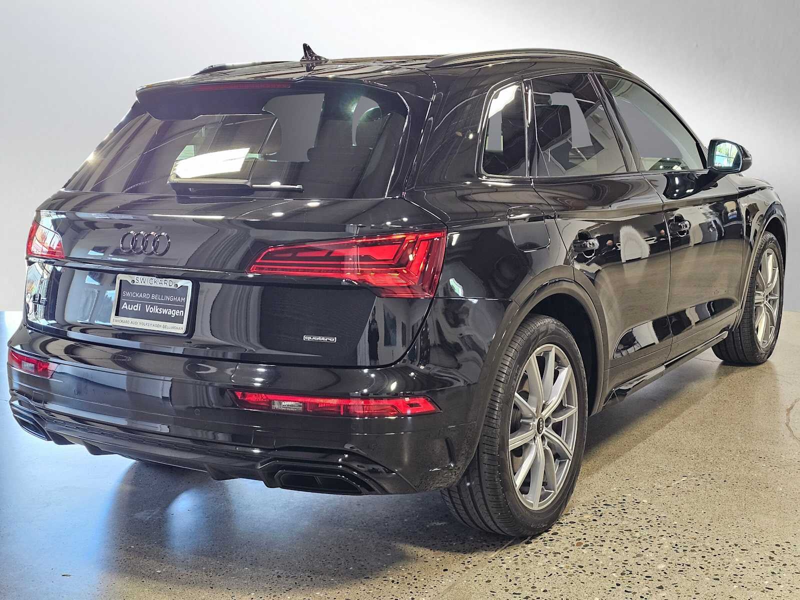 2024 Audi Q5 S line Premium Plus 55 TFSI e quattro