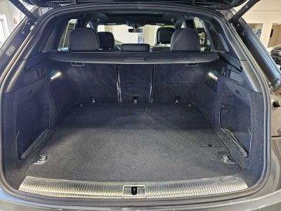 2025 Audi Q5 S line Premium Plus 55 TFSI e quattro