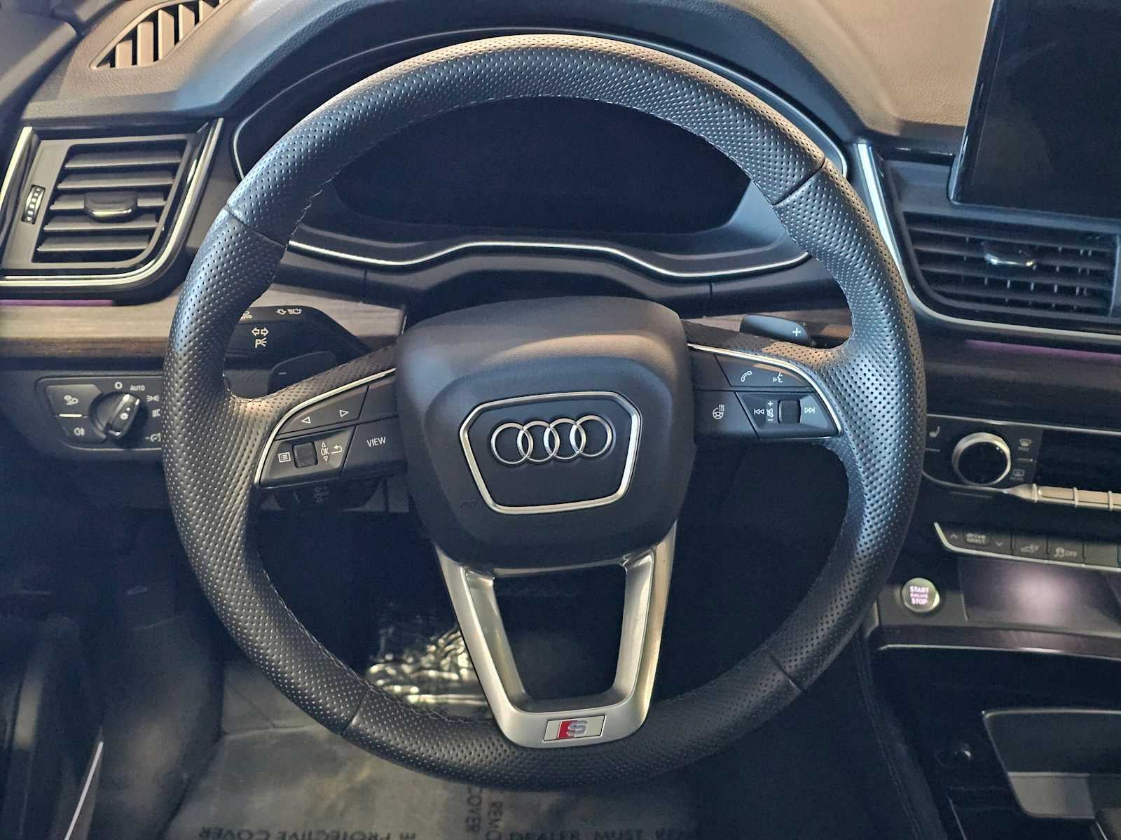 2025 Audi Q5 S line Premium Plus 55 TFSI e quattro