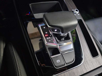 2025 Audi Q5 S line Premium Plus 55 TFSI e quattro
