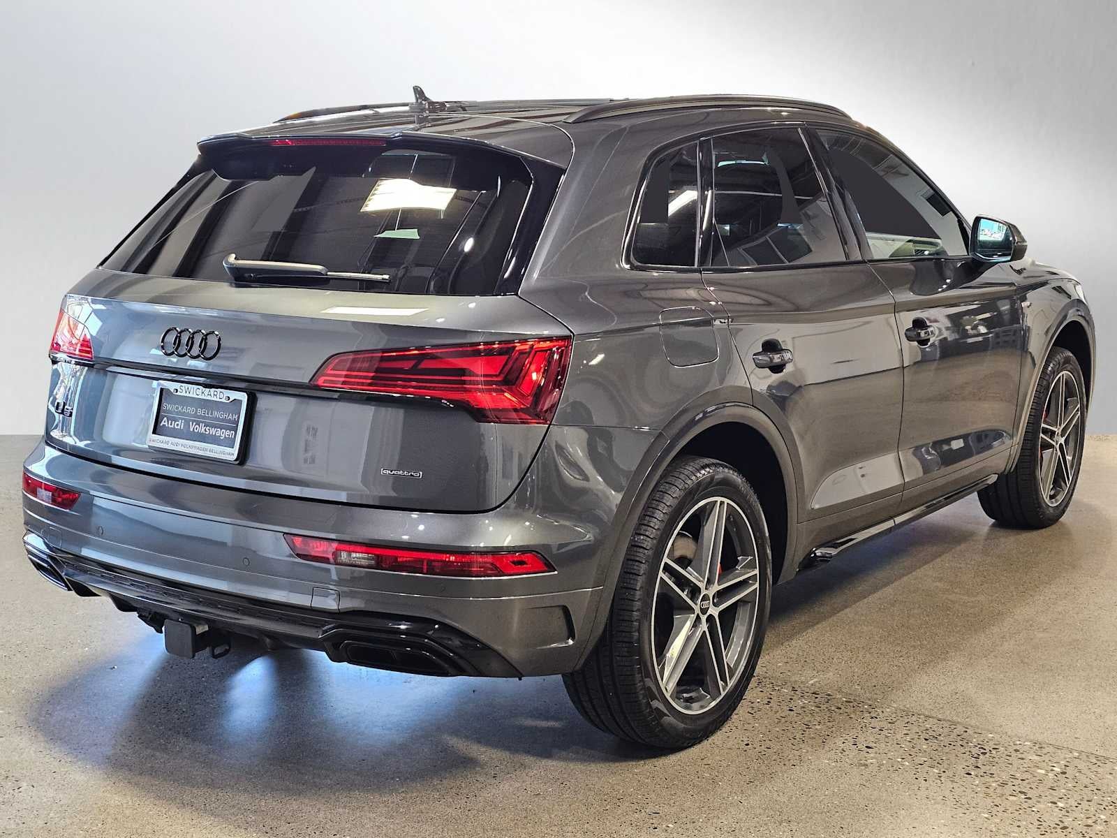 2025 Audi Q5 S line Premium Plus 55 TFSI e quattro