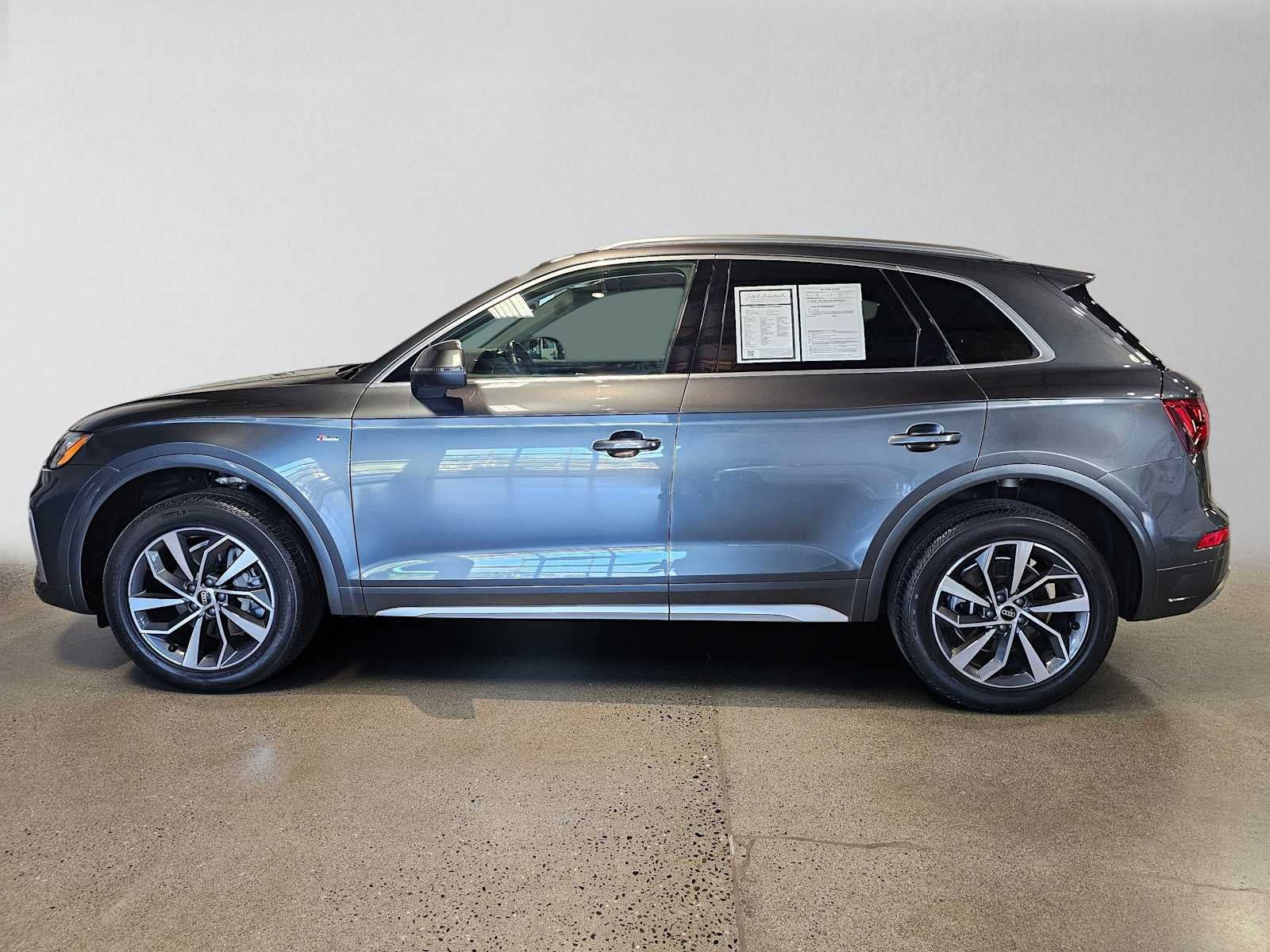 2023 Audi Q5 S line Premium Plus