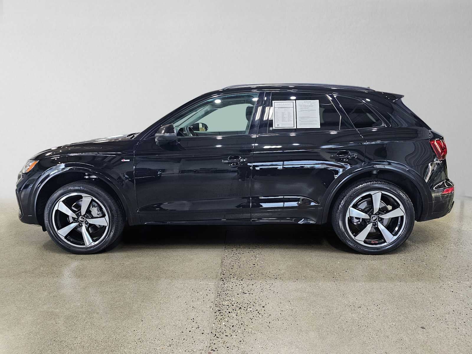 2023 Audi Q5 S line Premium Plus