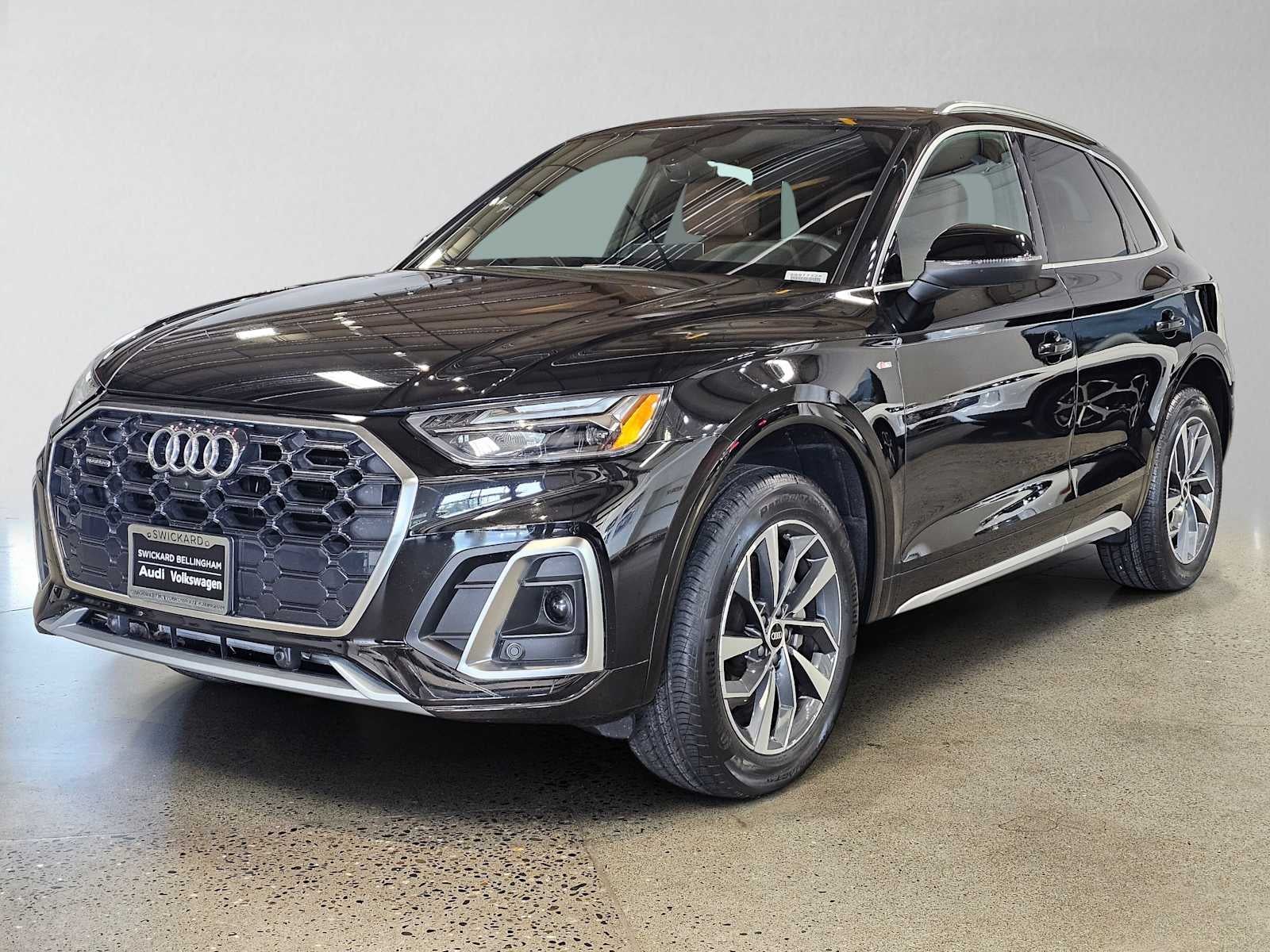 2023 Audi Q5 S line Premium Plus