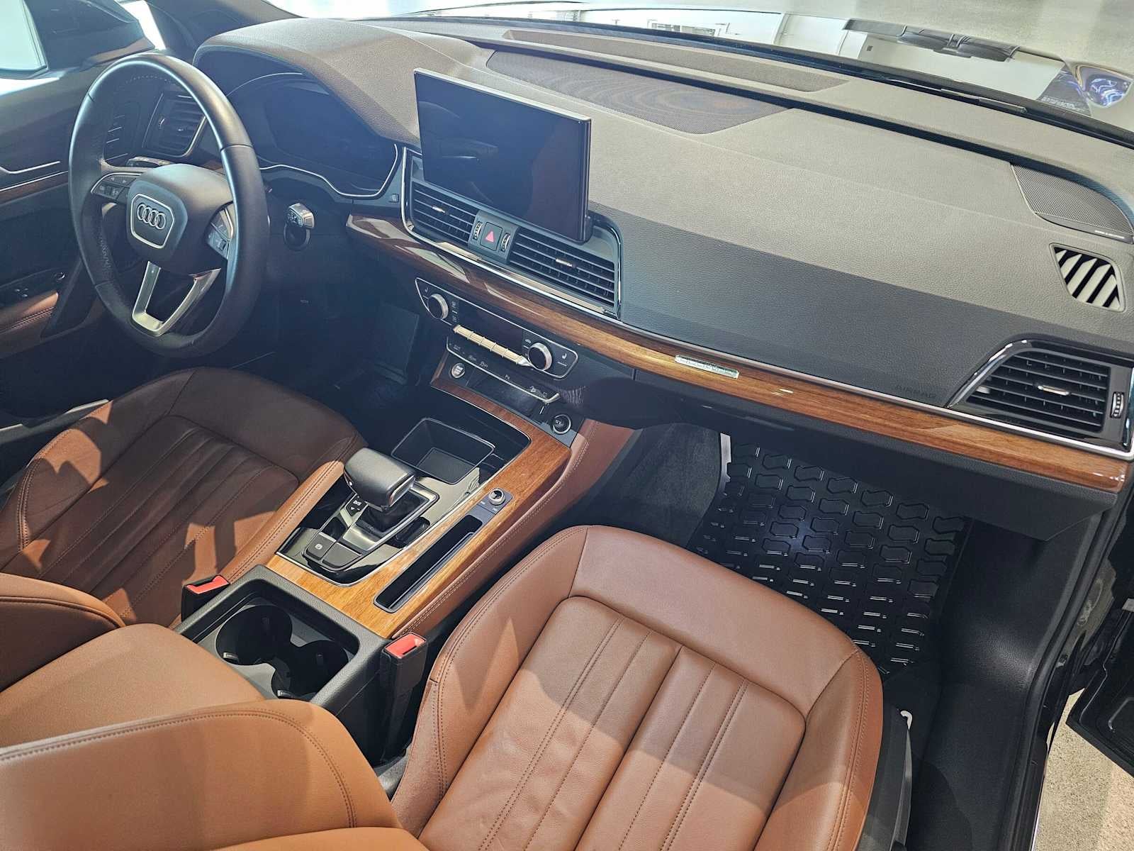 2023 Audi Q5 S line Premium Plus