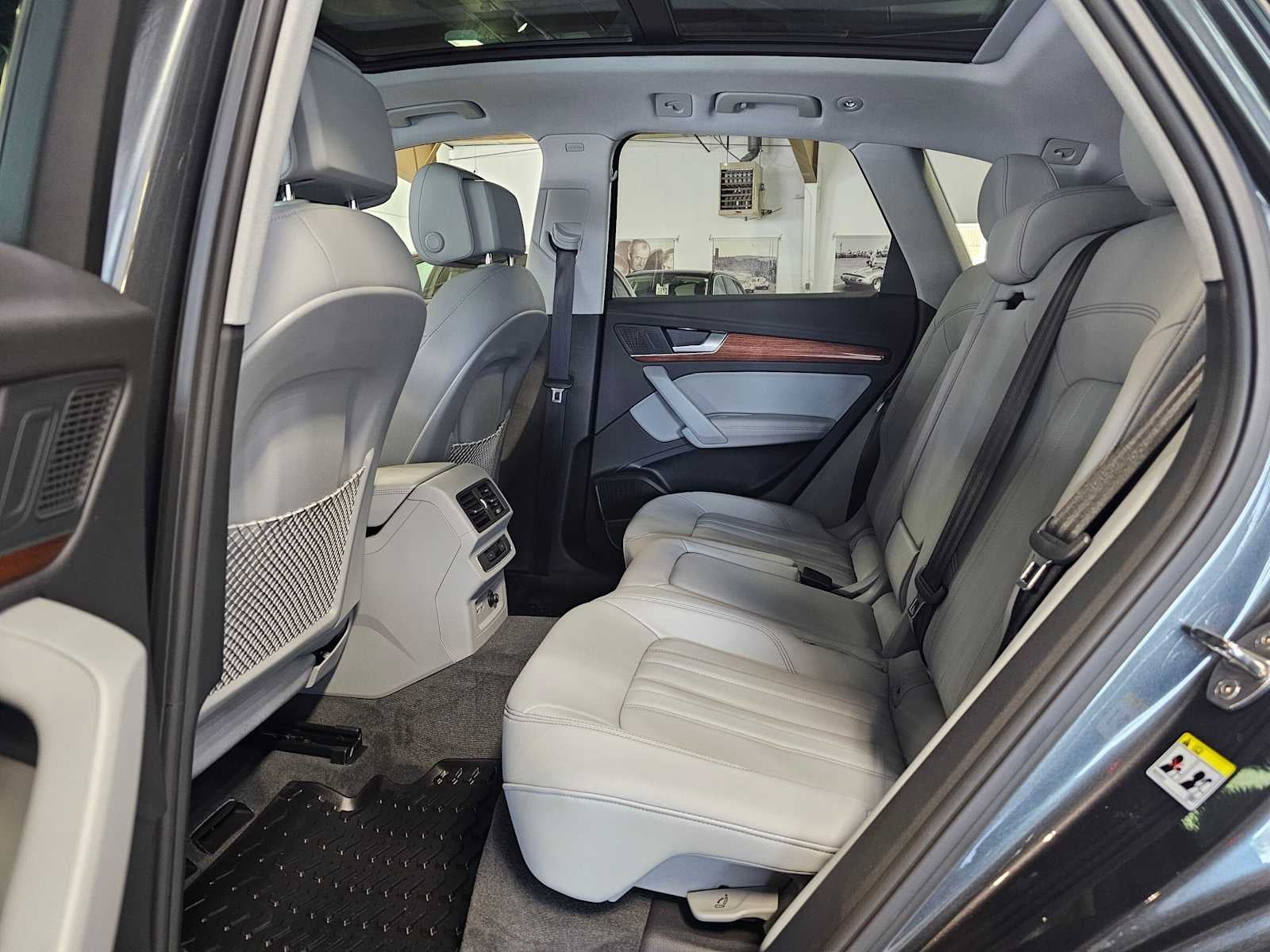 2023 Audi Q5 S line Premium Plus