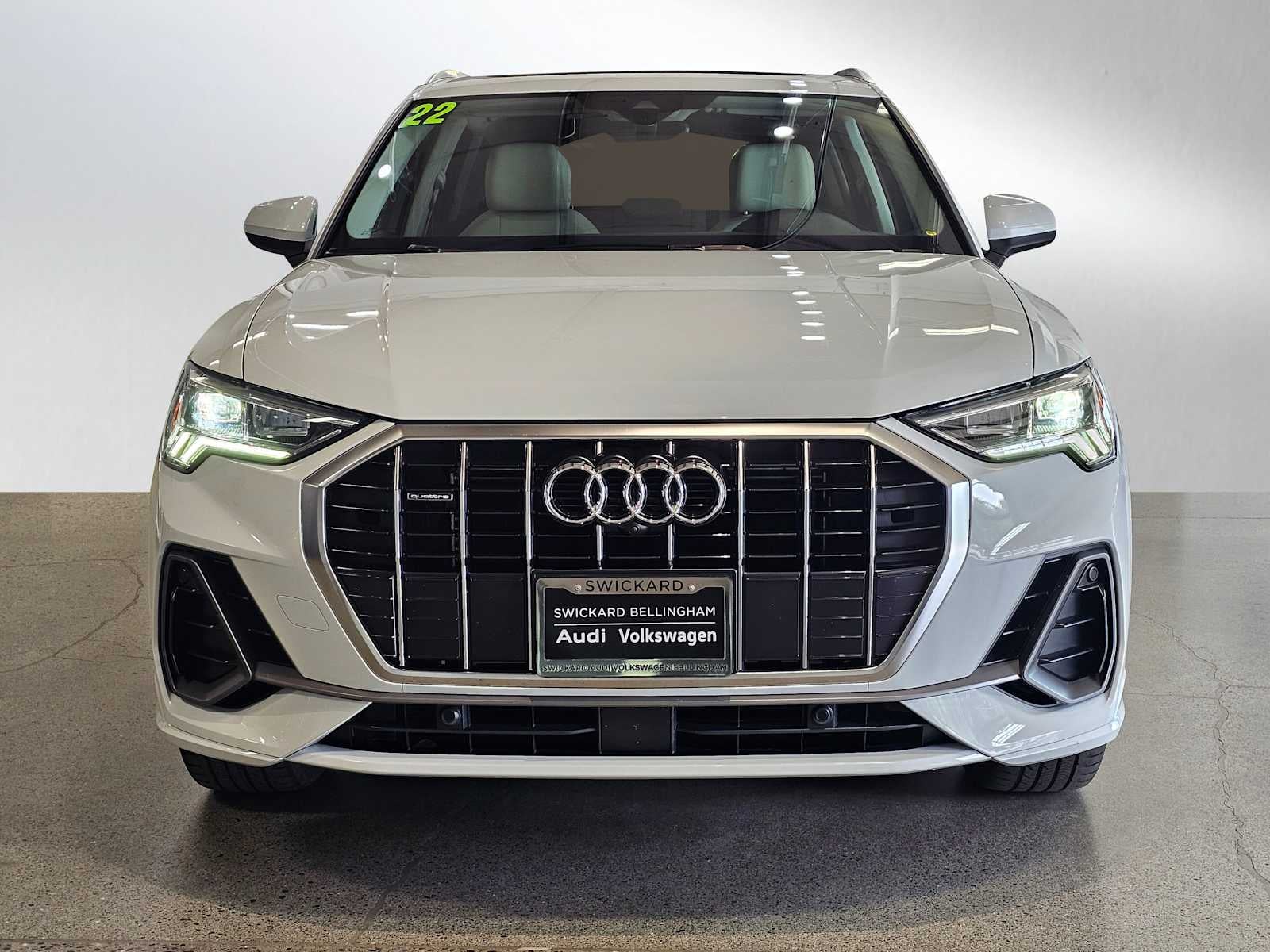 2022 Audi Q3 S line Premium Plus 45 TFSI quattro