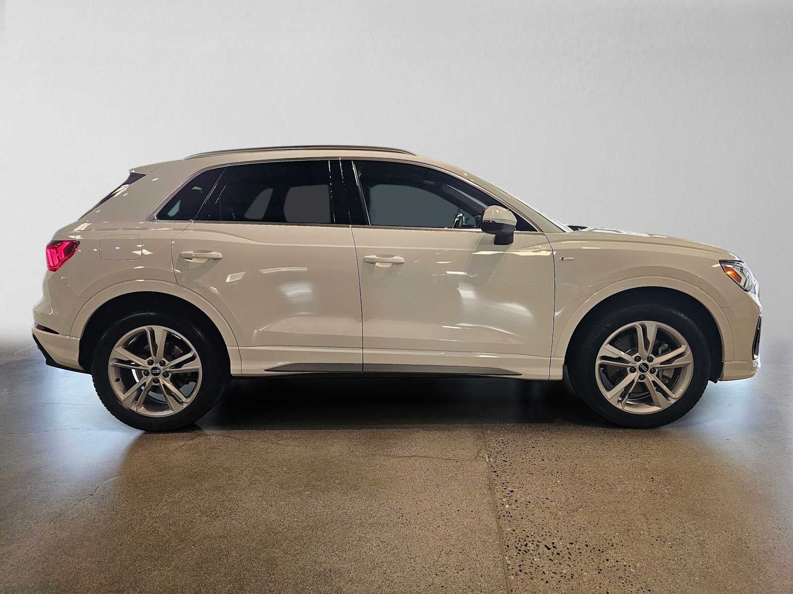 2023 Audi Q3 S line Premium Plus