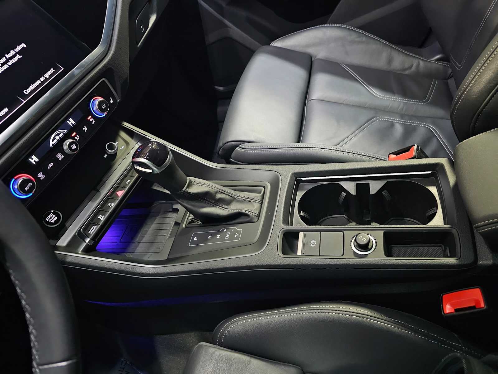 2024 Audi Q3 S line Premium Plus 45 TFSI quattro