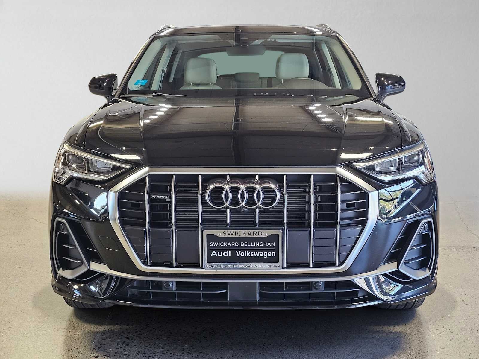 2025 Audi Q3 S line Premium Plus