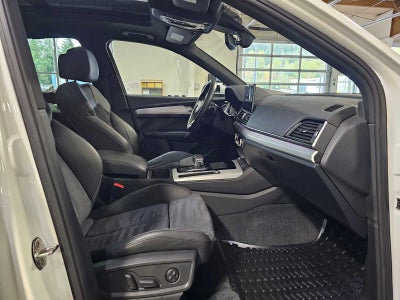 2023 Audi Q5 S line Prestige