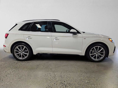 2023 Audi Q5 S line Prestige