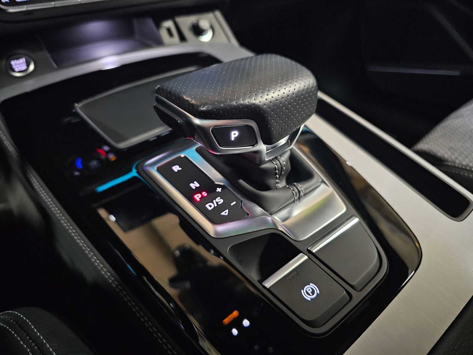 2023 Audi Q5 S line Prestige