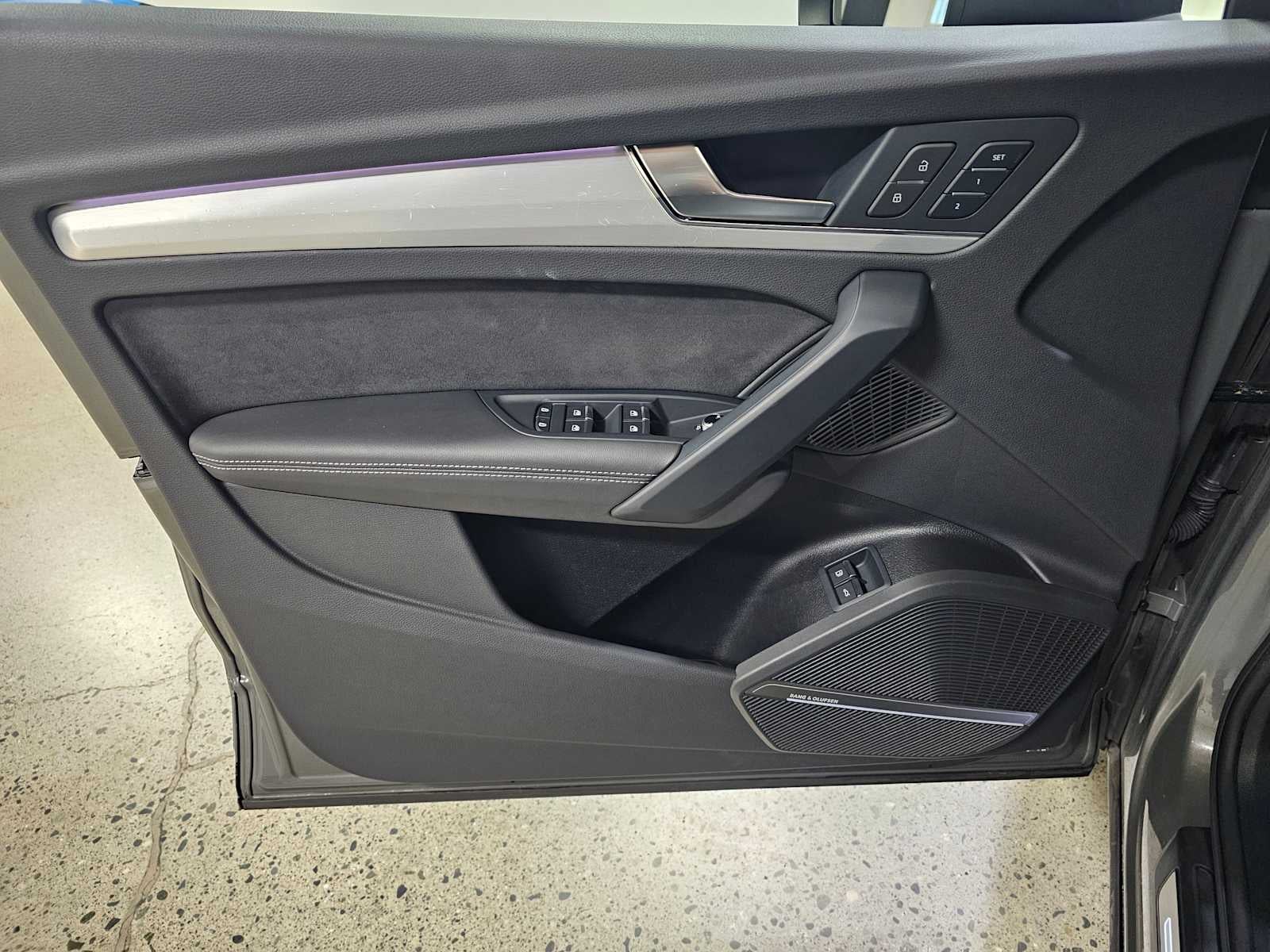 2023 Audi Q5 S line Prestige 55 TFSI e quattro