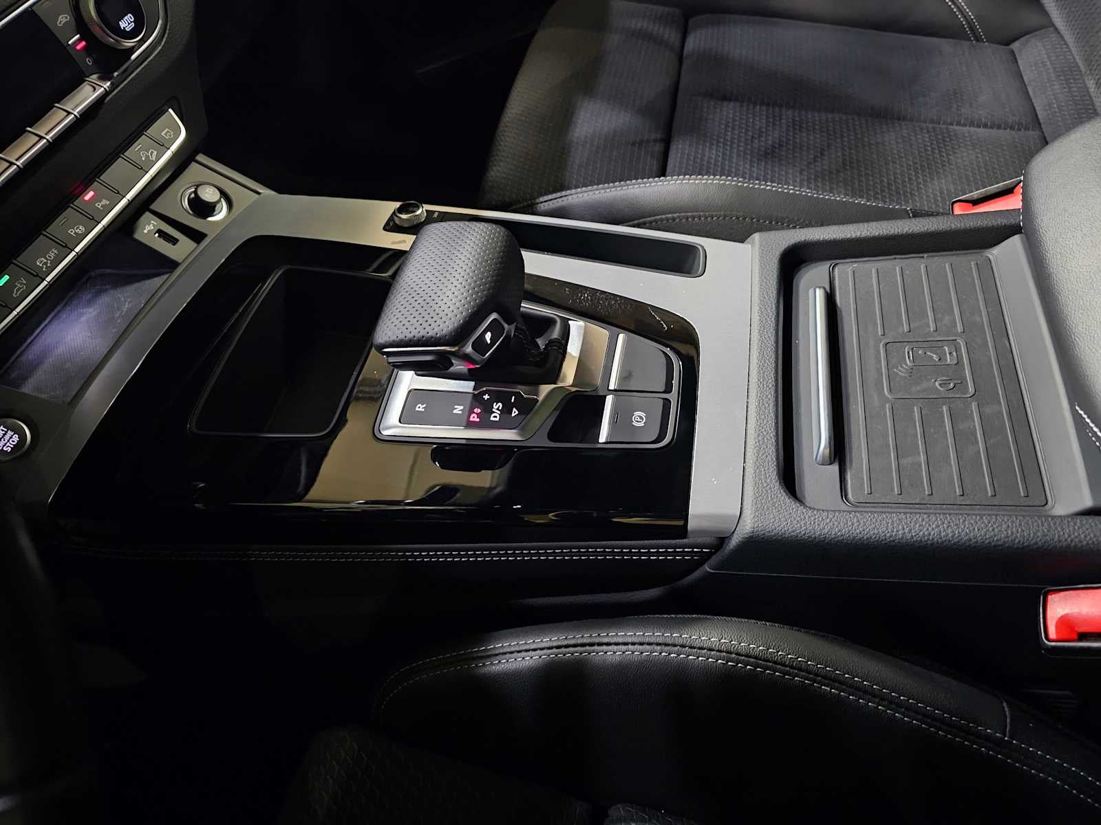 2023 Audi Q5 S line Prestige 55 TFSI e quattro