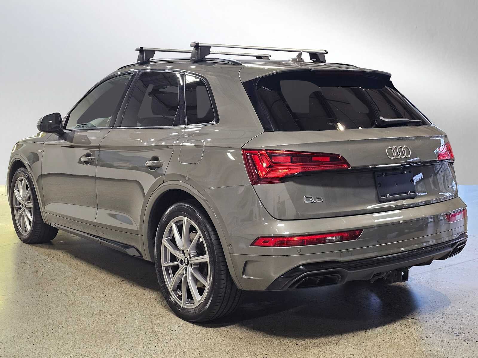 2023 Audi Q5 S line Prestige 55 TFSI e quattro