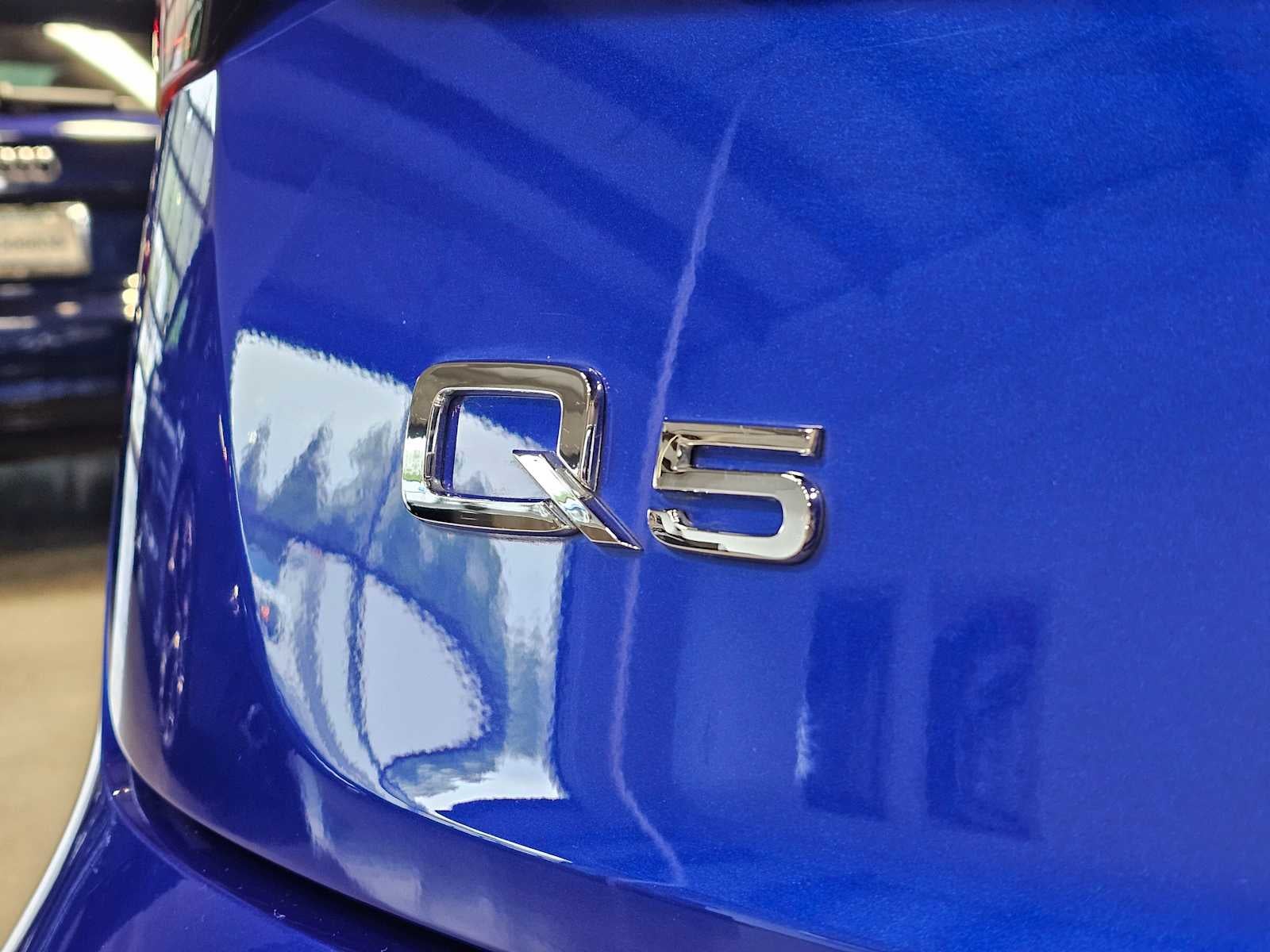 2022 Audi Q5 S line Prestige 55 TFSI e quattro