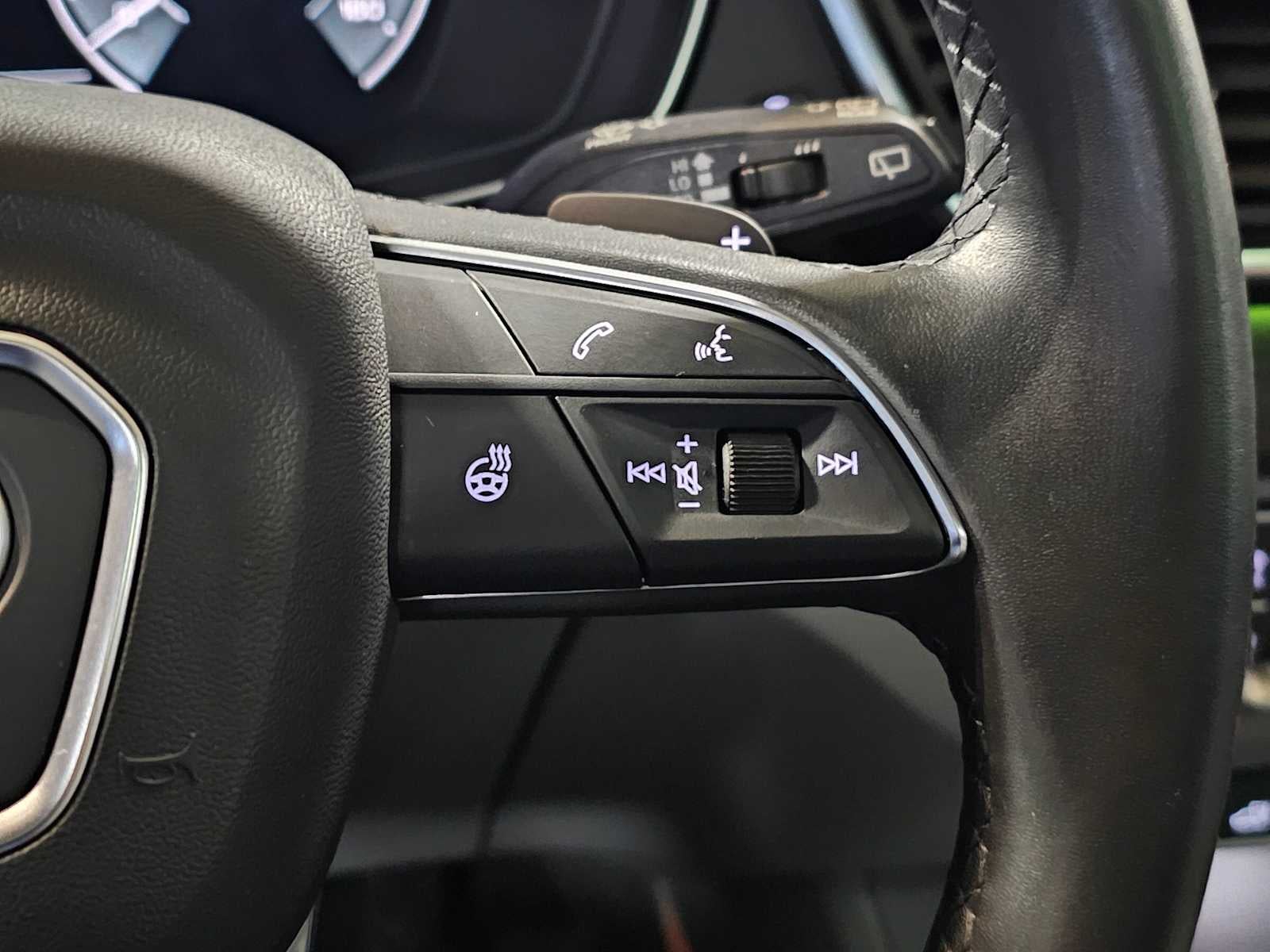 2022 Audi Q5 S line Prestige 55 TFSI e quattro