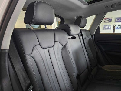 2023 Audi Q5 S line Premium
