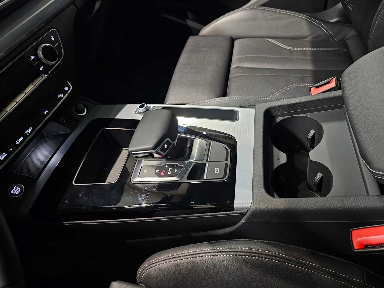 2024 Audi Q5 S line Premium 45 TFSI quattro