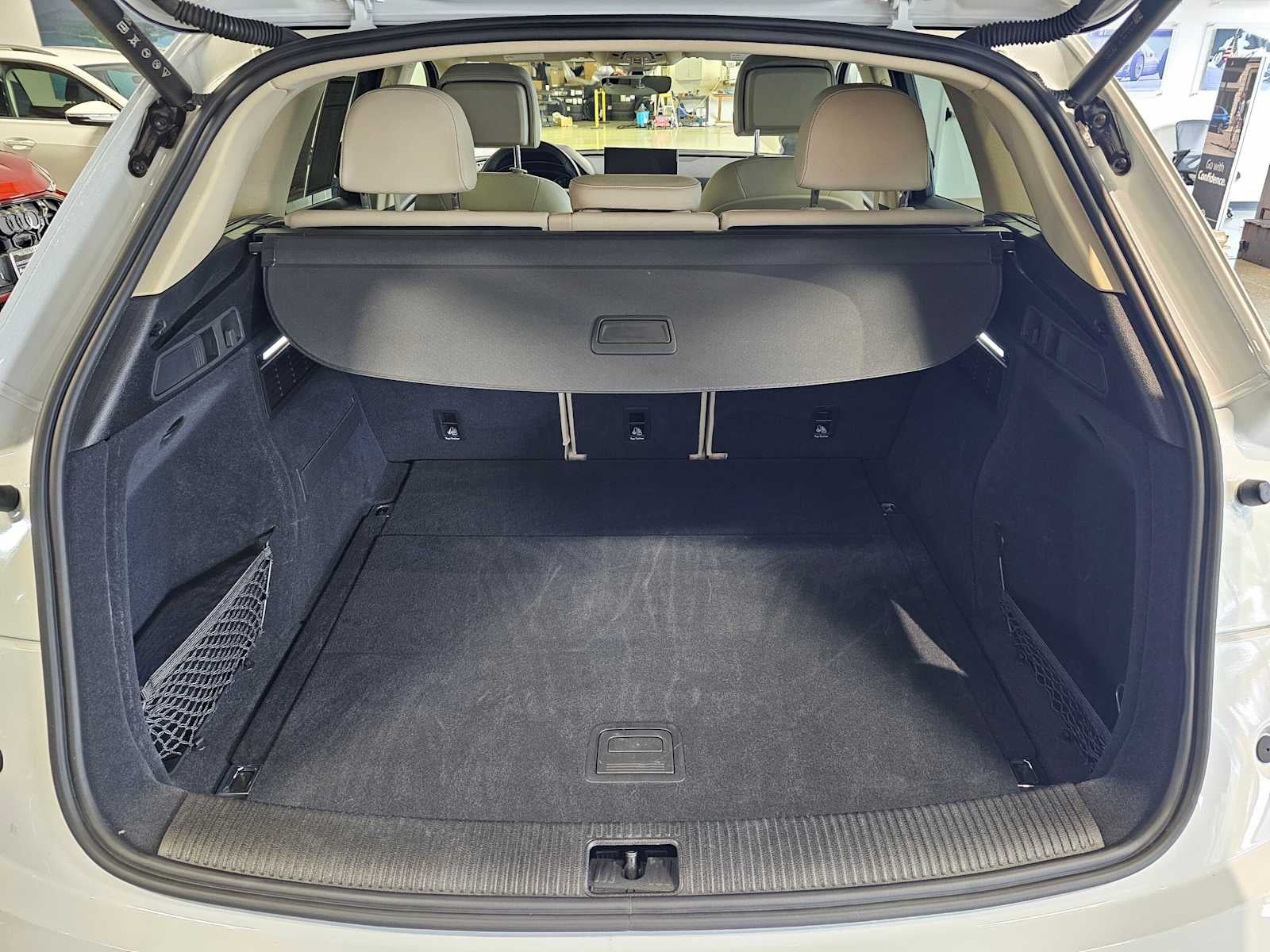 2023 Audi Q5 S line Premium