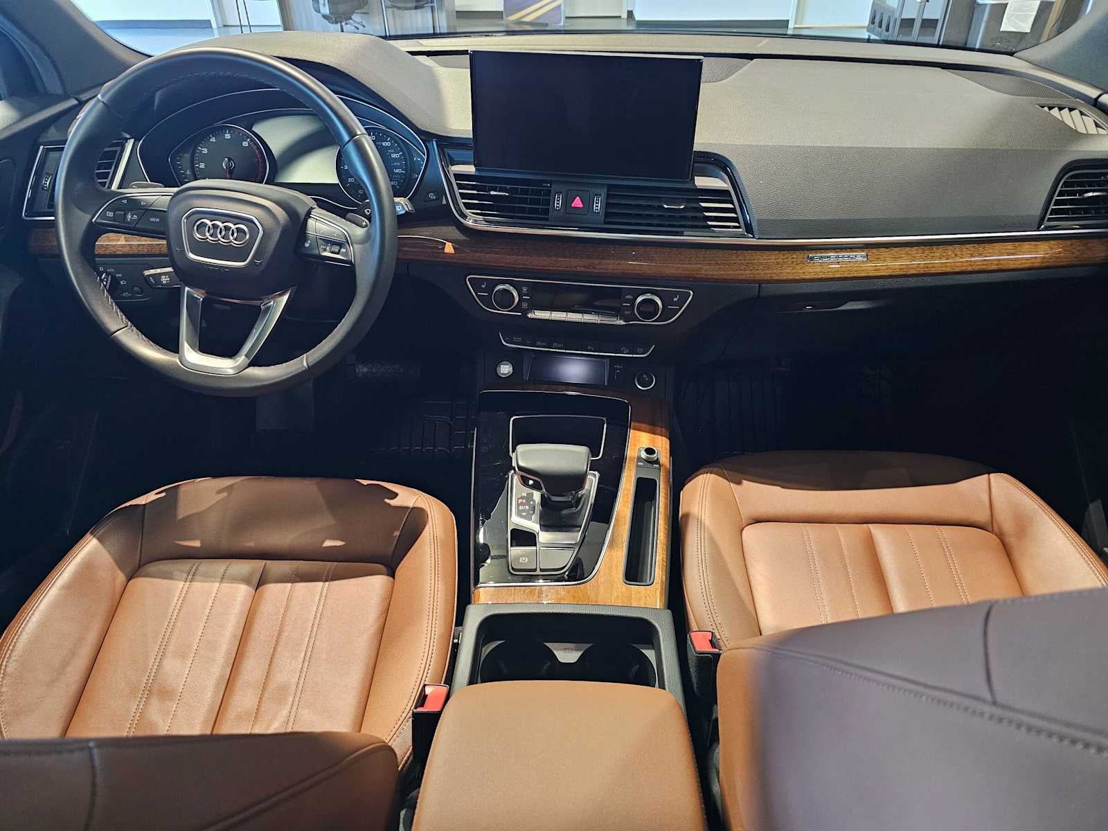 2023 Audi Q5 S line Premium