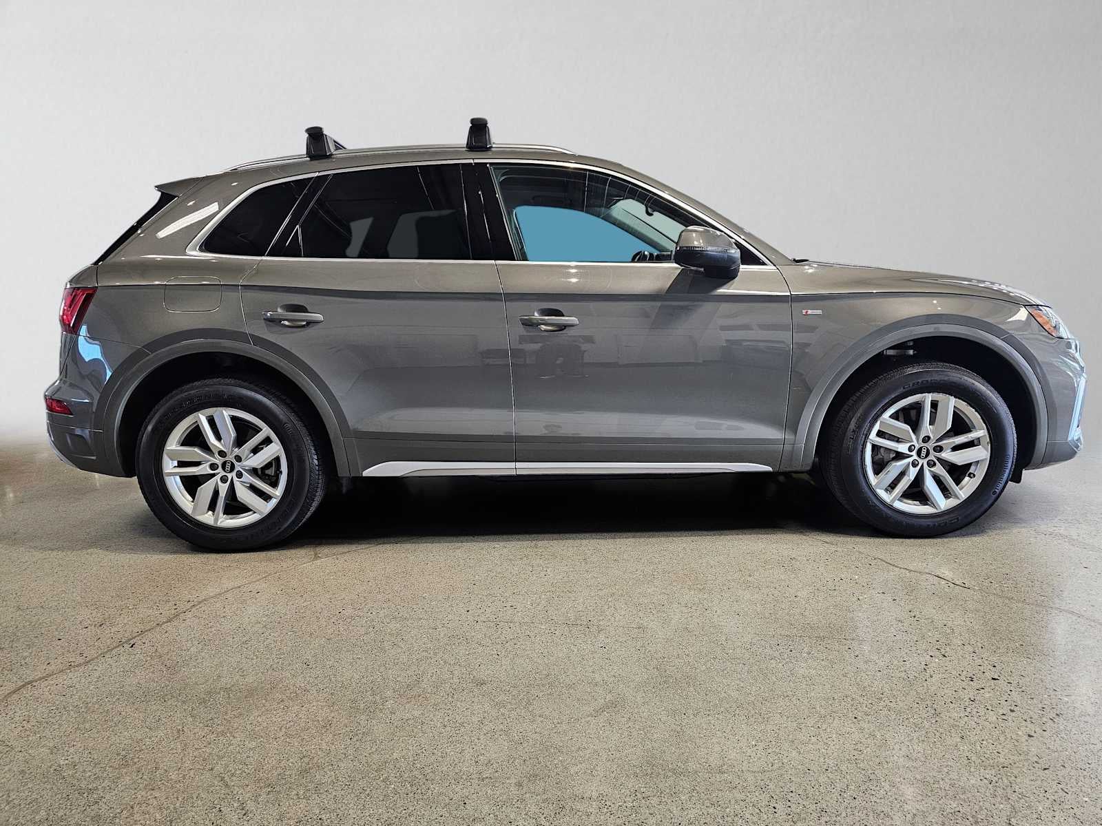 2023 Audi Q5 S line Premium 45 TFSI quattro