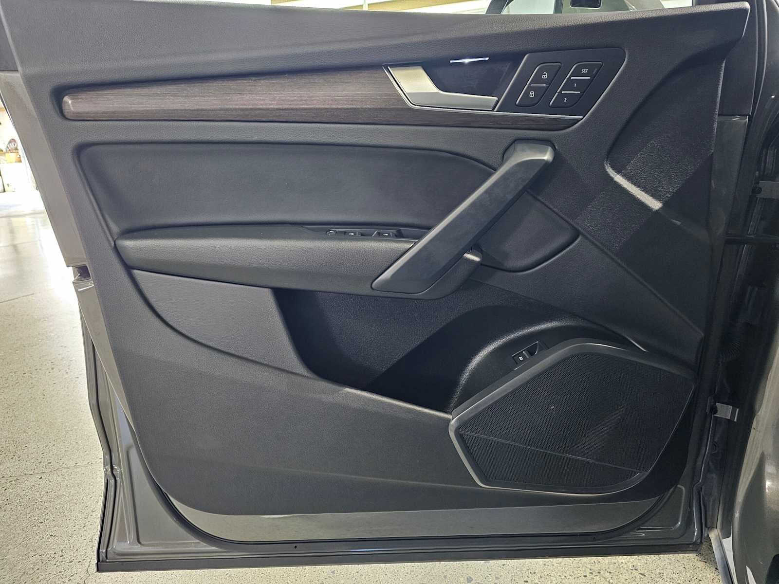 2023 Audi Q5 S line Premium 45 TFSI quattro