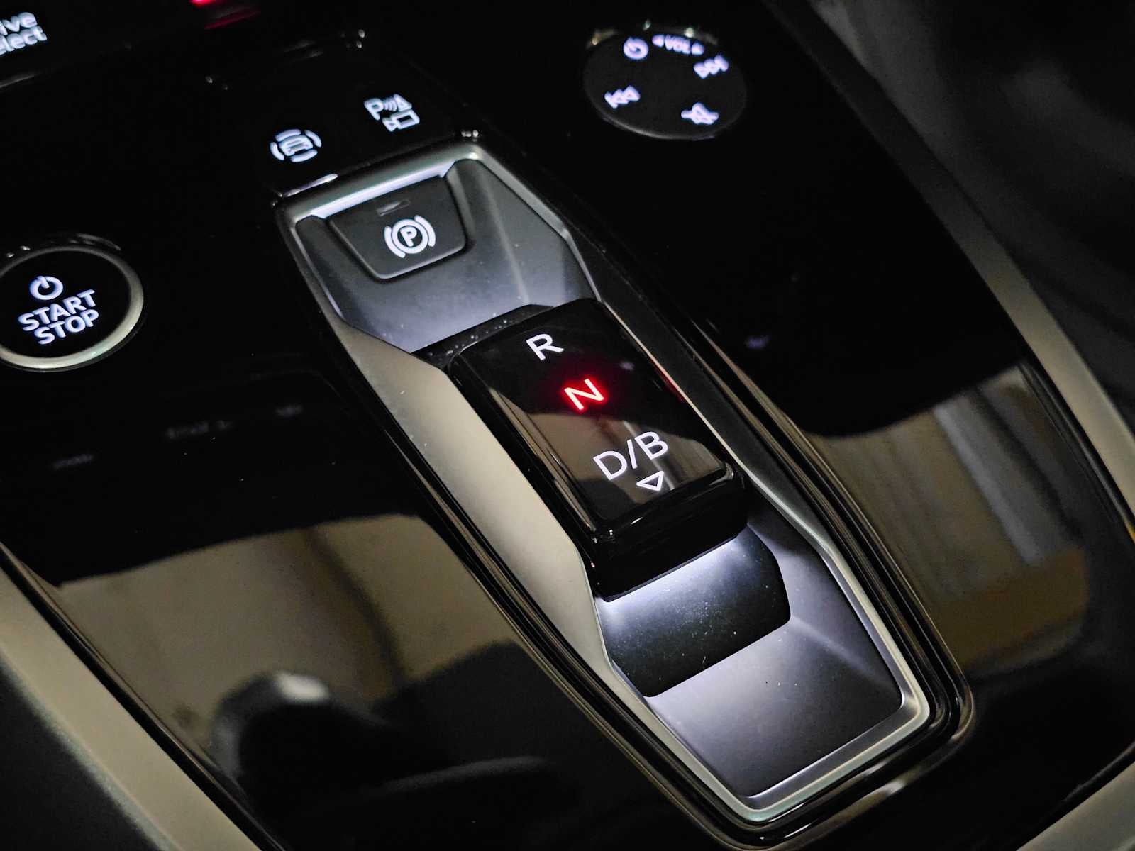 2023 Audi Q4 e-tron Premium Plus 50 quattro