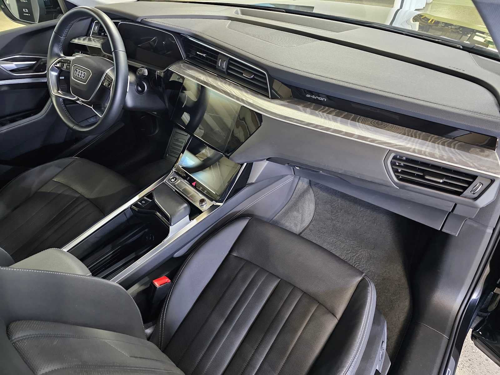 2023 Audi e-tron Premium Plus quattro