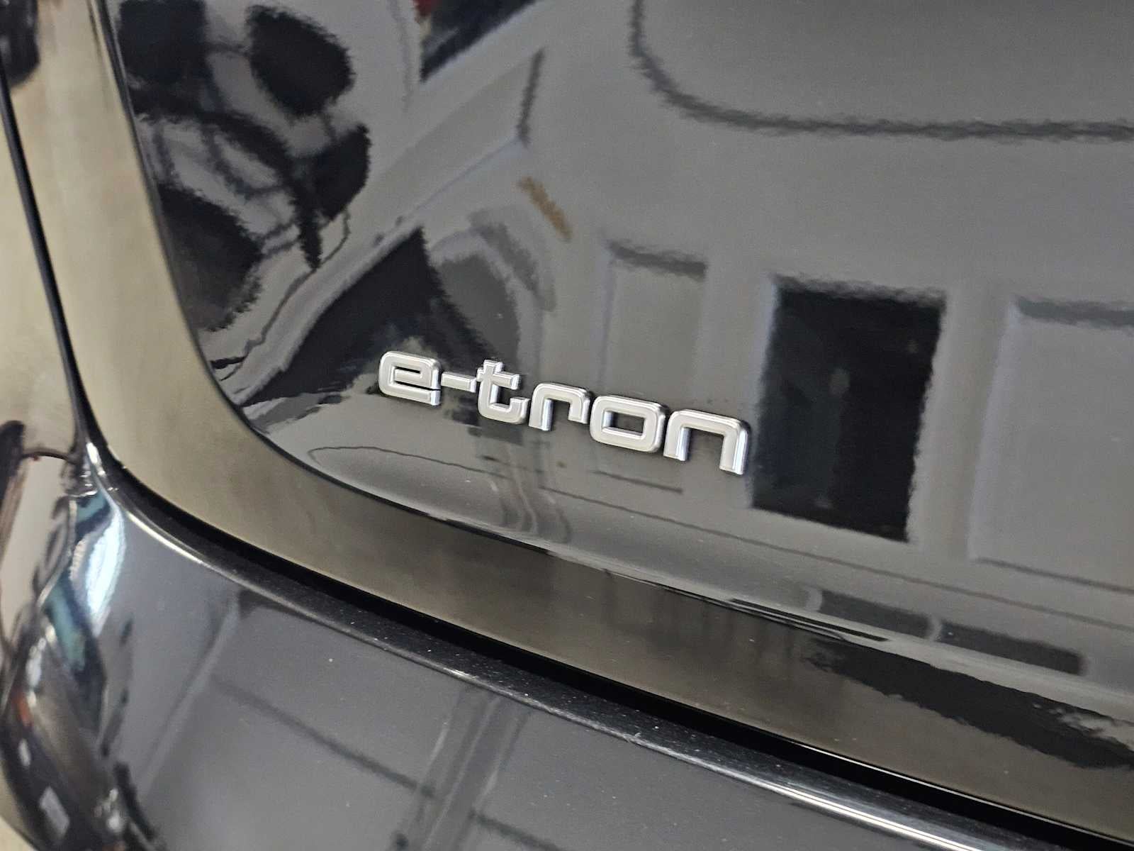2023 Audi e-tron Premium Plus quattro