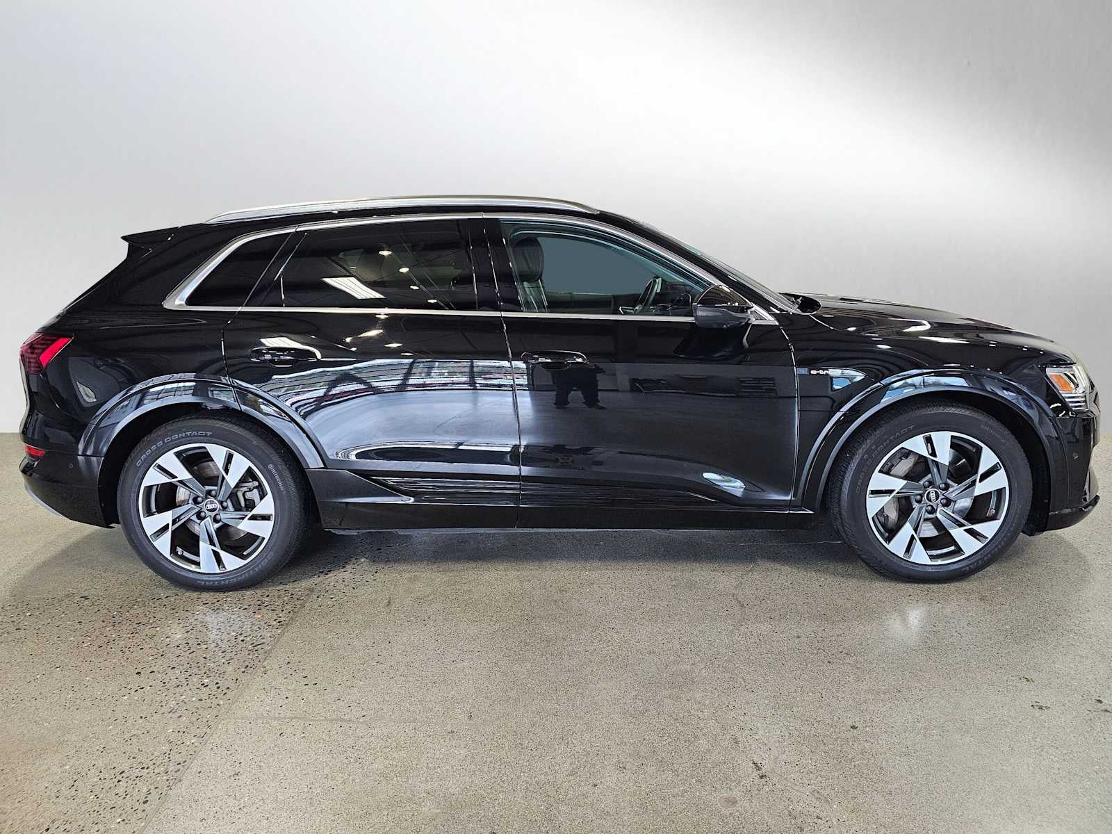 2023 Audi e-tron Premium Plus quattro