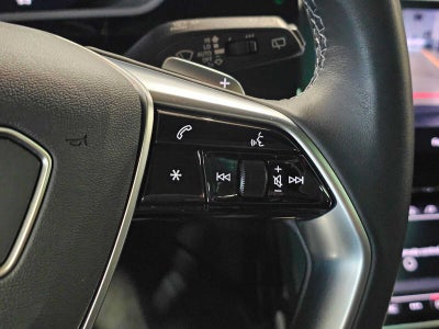2023 Audi e-tron Premium Plus