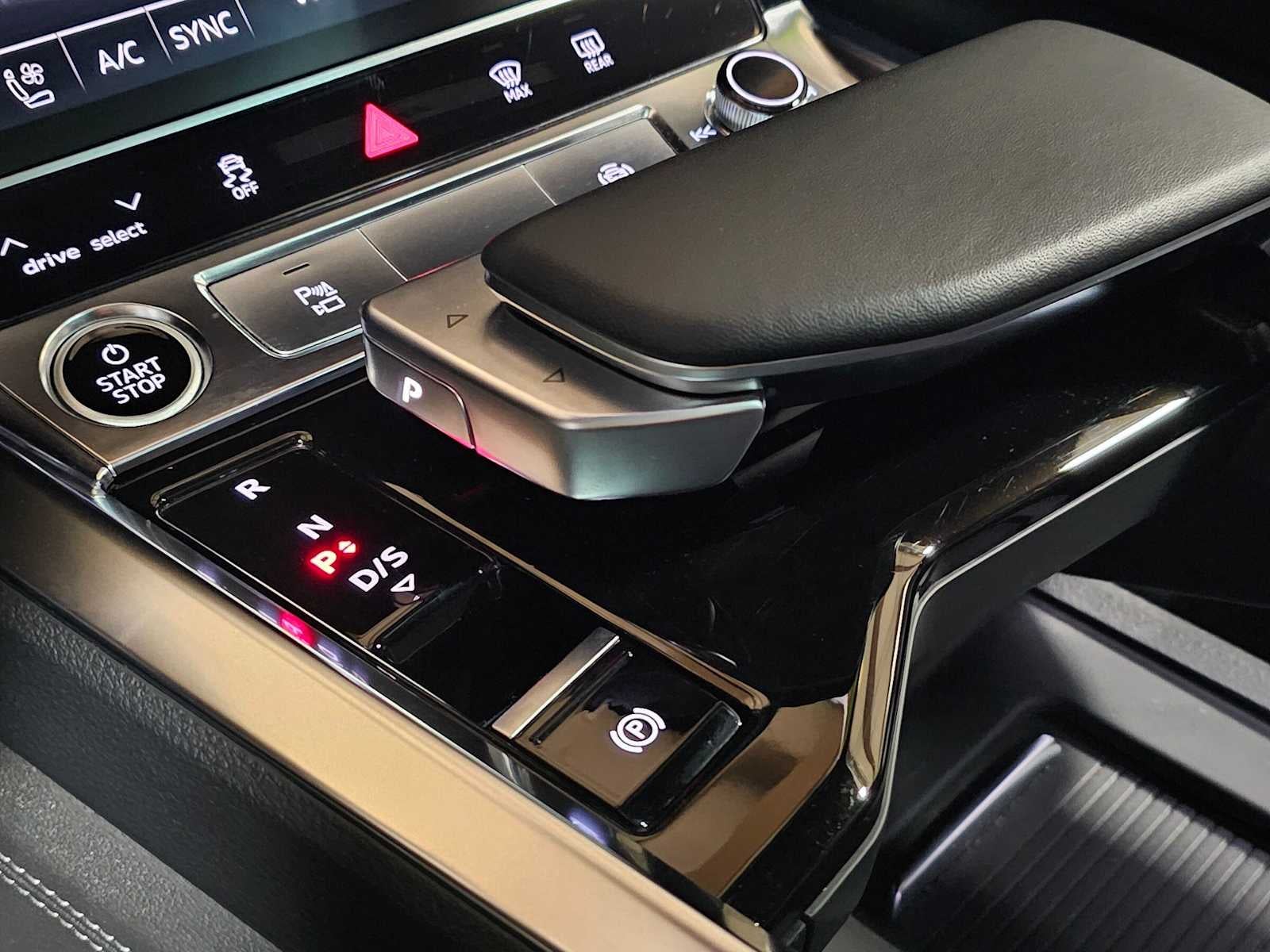 2023 Audi e-tron Premium Plus